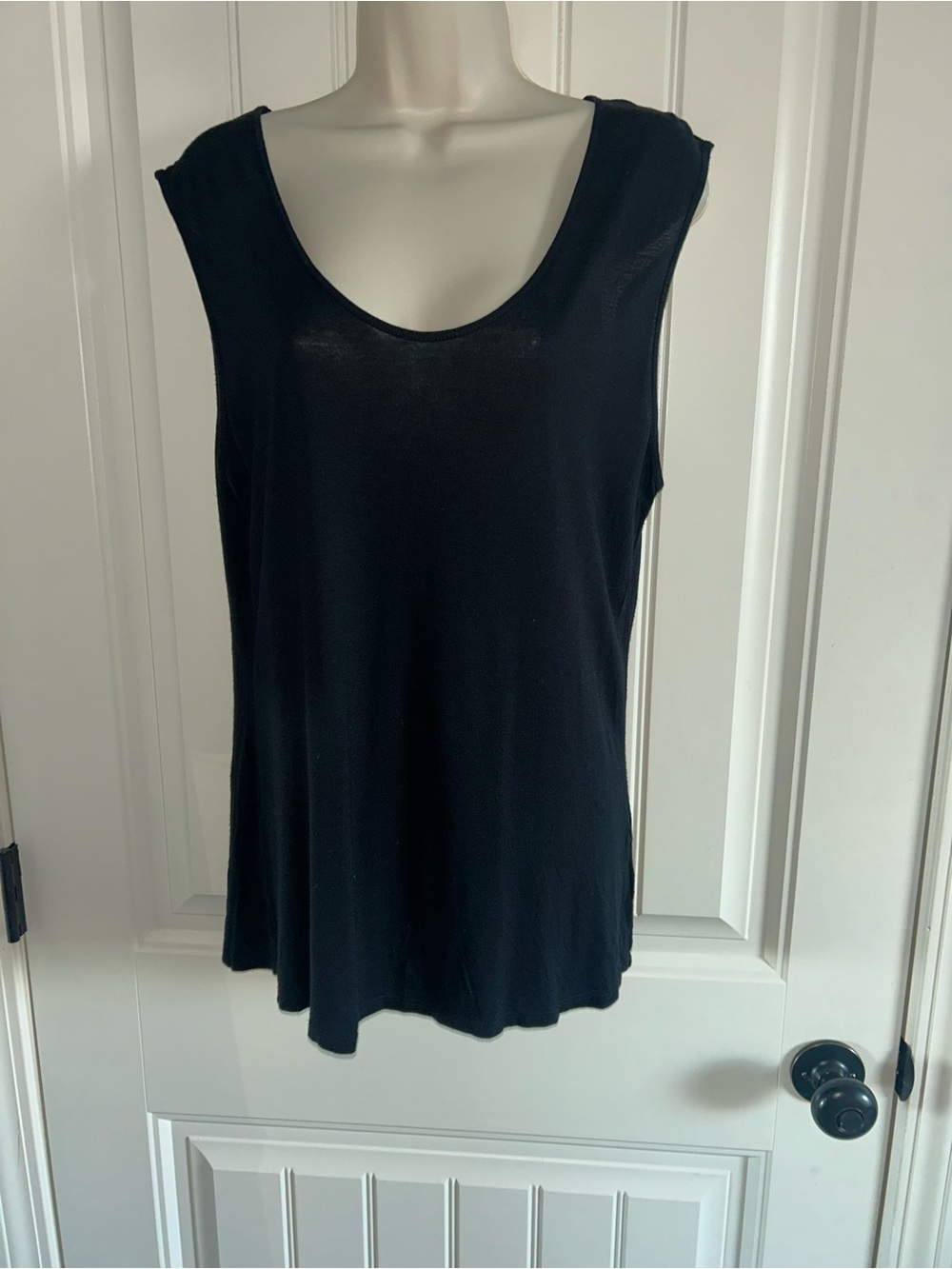 NEW Eileen Fisher Classic Black Sleeveless Scoop Neck Tank Sz S